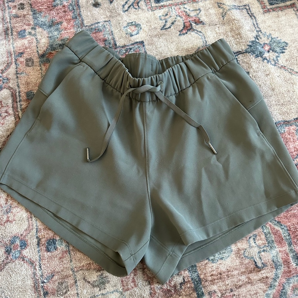 Lululemon green shorts